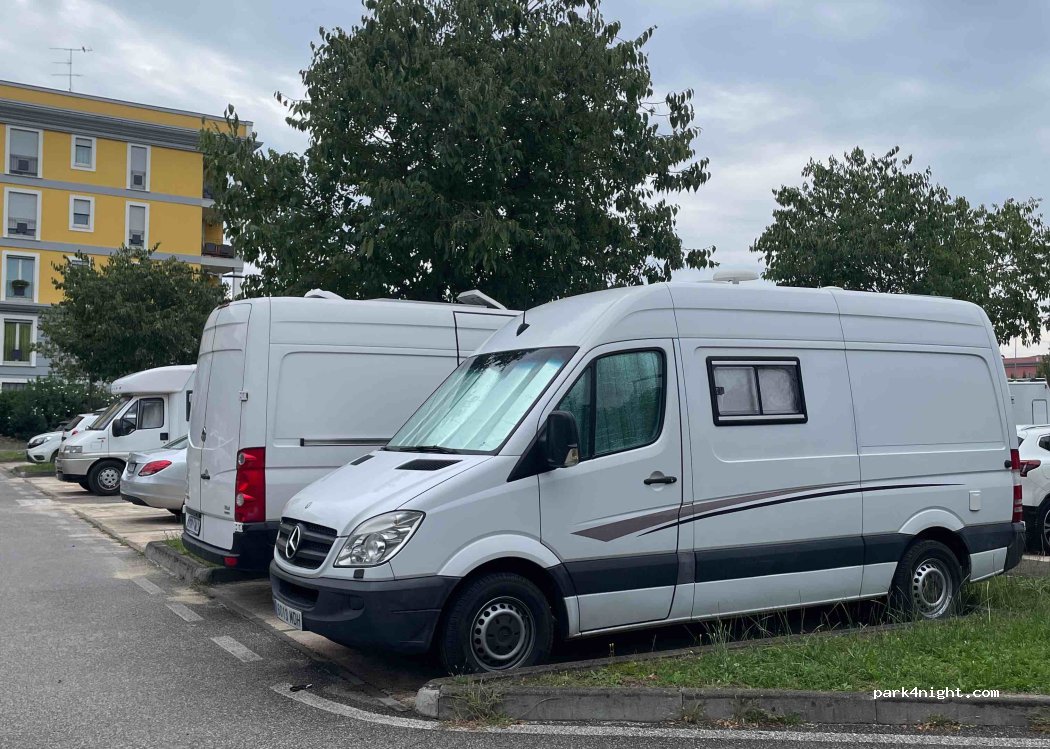 (25124) Brescia - 12/b Viale Duca degli Abruzzi — foto 3