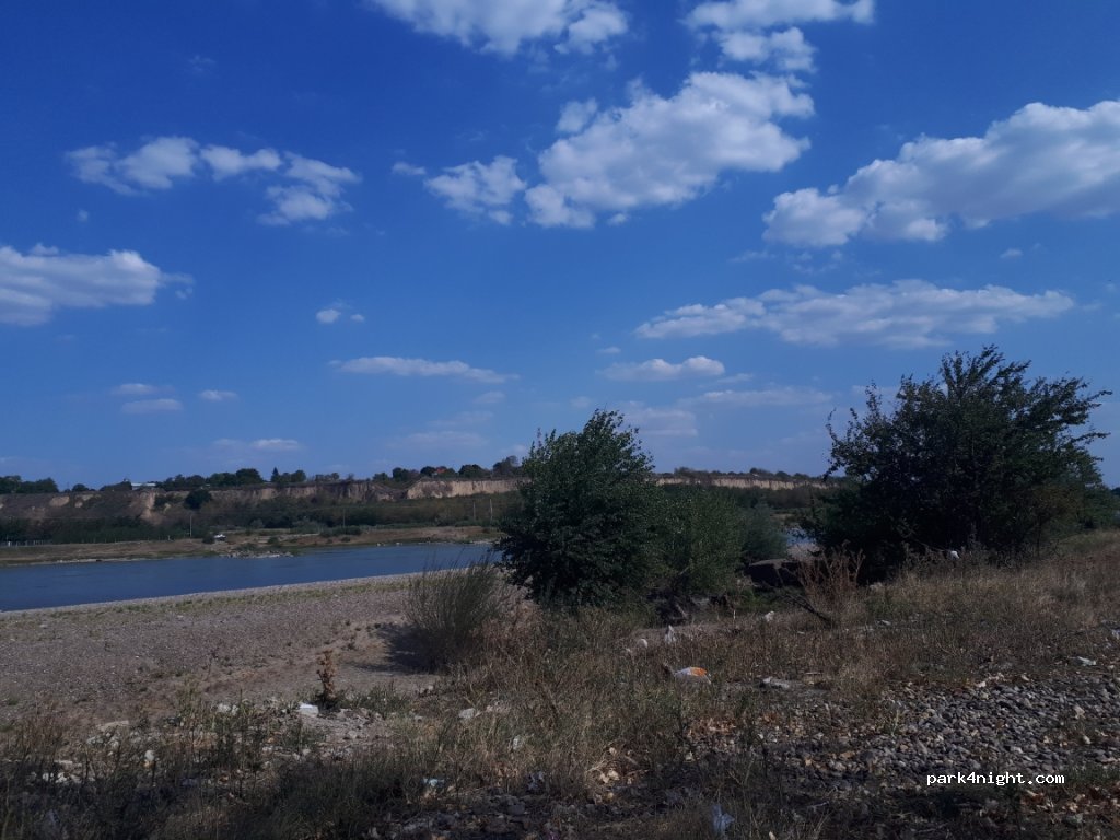 ()  - Unnamed Road — foto 2