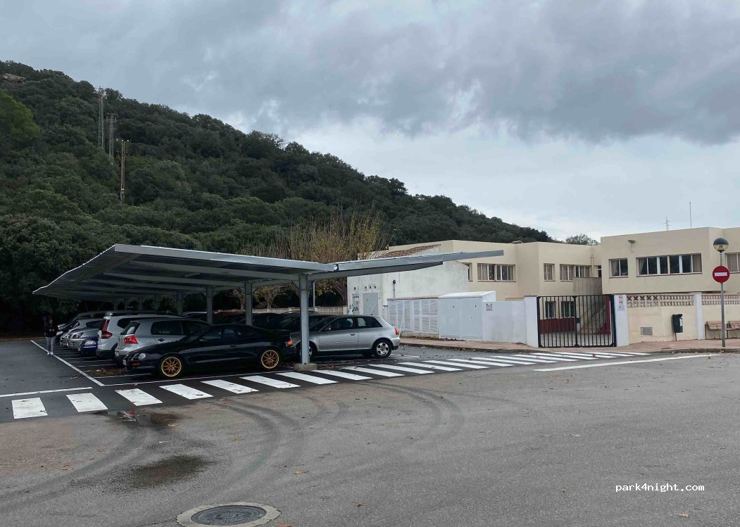 (07750) Ferreries - 29A Avenida Morera — foto