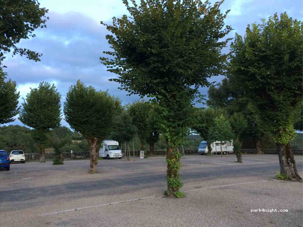 (24300) Nontron - 11 Avenue du Général Leclerc — foto