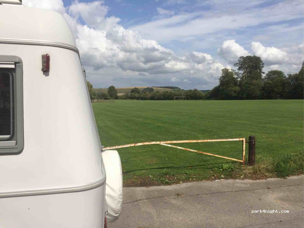 (BA12 7AU) Sutton Veny - 2 Best's Lane — foto