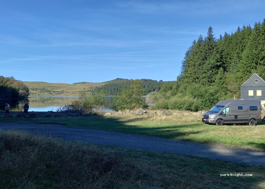 (63610) Compains - Unnamed Road — foto 2