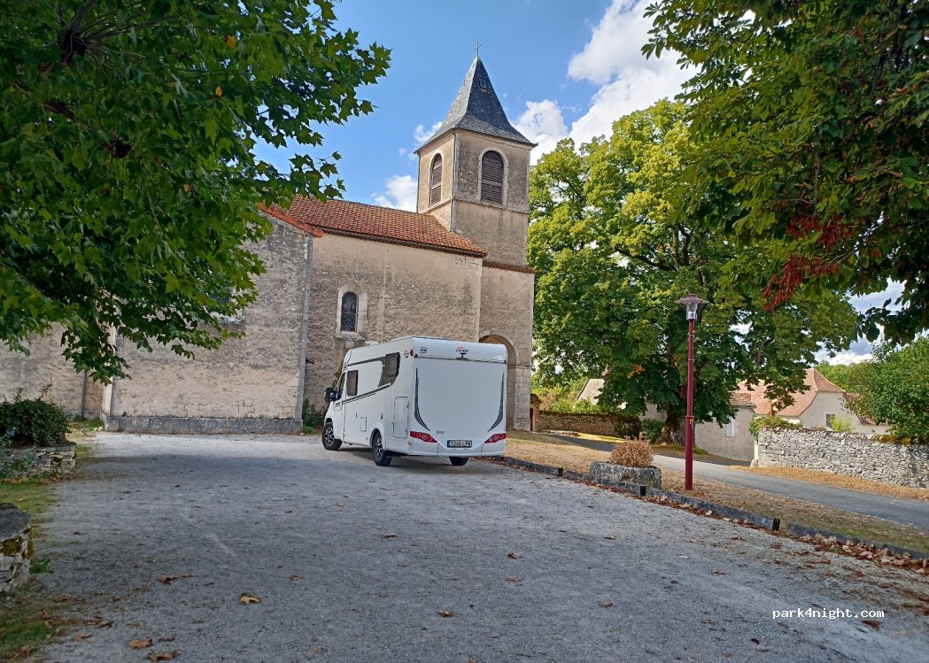 (46500) Le Bastit - Unnamed Road — foto 3