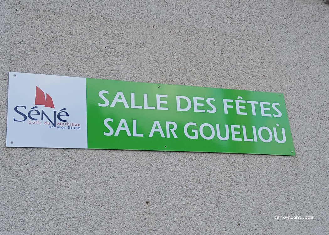 (56860) Séné - 13 Place de Coffornic — foto 3