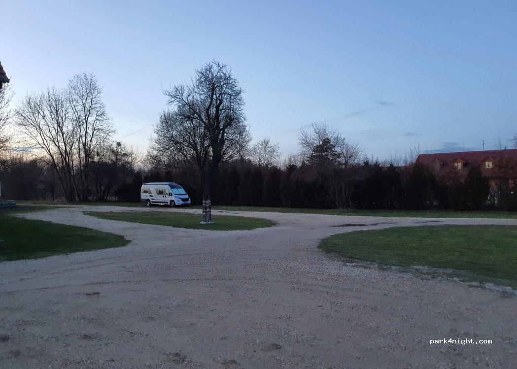 (691 44) Lednice - 21. dubna — foto 4