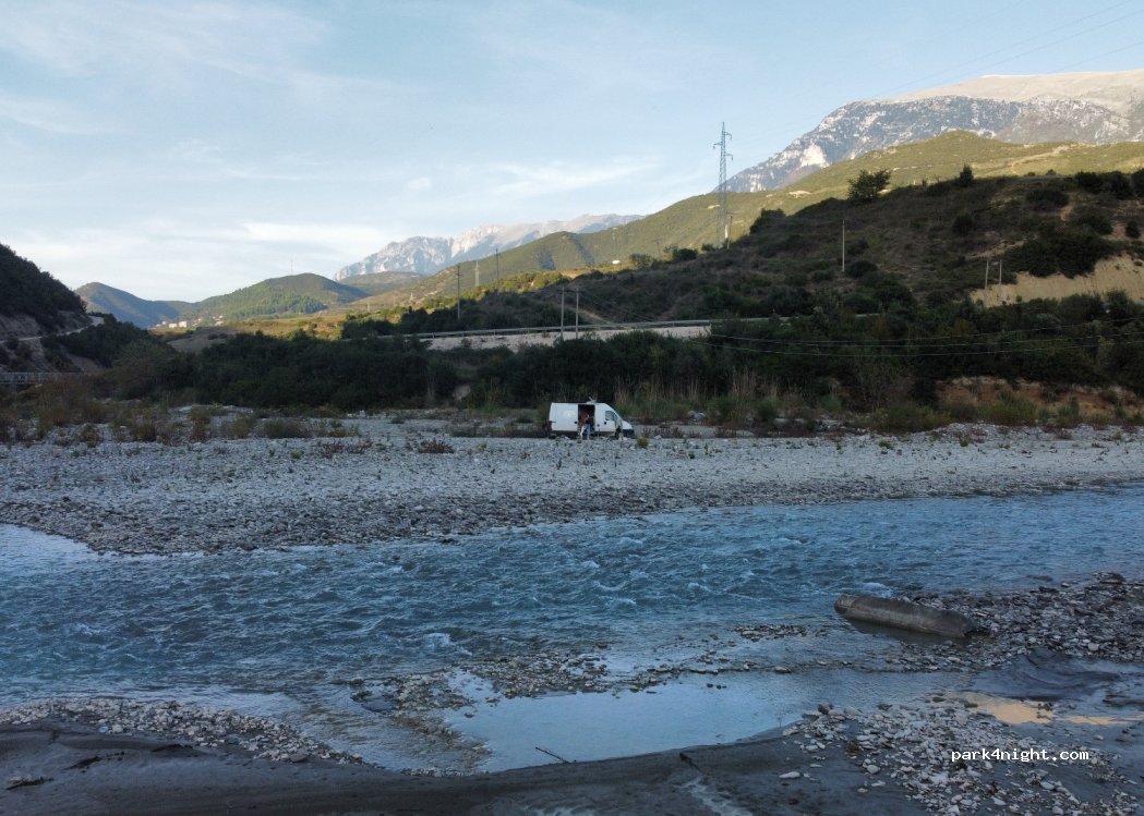 ()  - Unnamed Road — foto 4