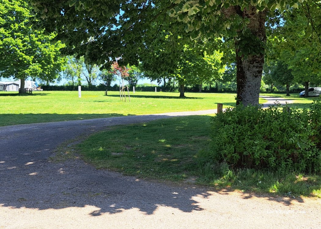 Camping municipal Les Saults — foto 4