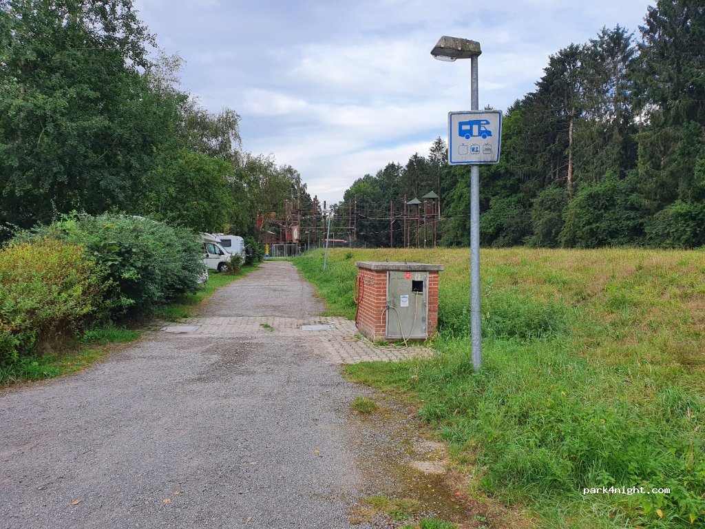 Wohnmobilstellplatz Schloss Dankern — foto 2