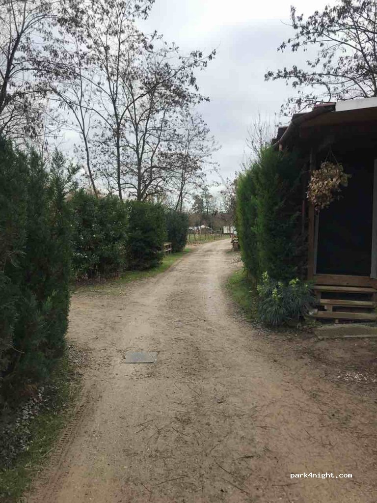 Camping de Besalú — foto 2