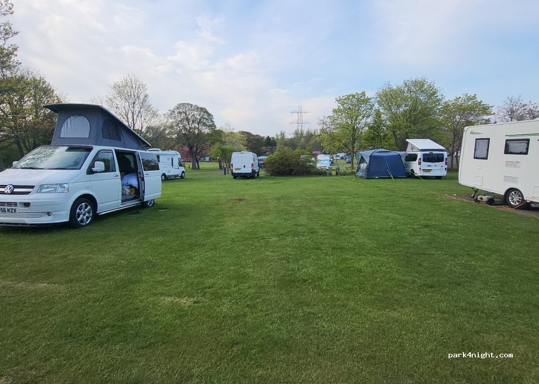 Mortonhall Caravan & Camping Park — foto