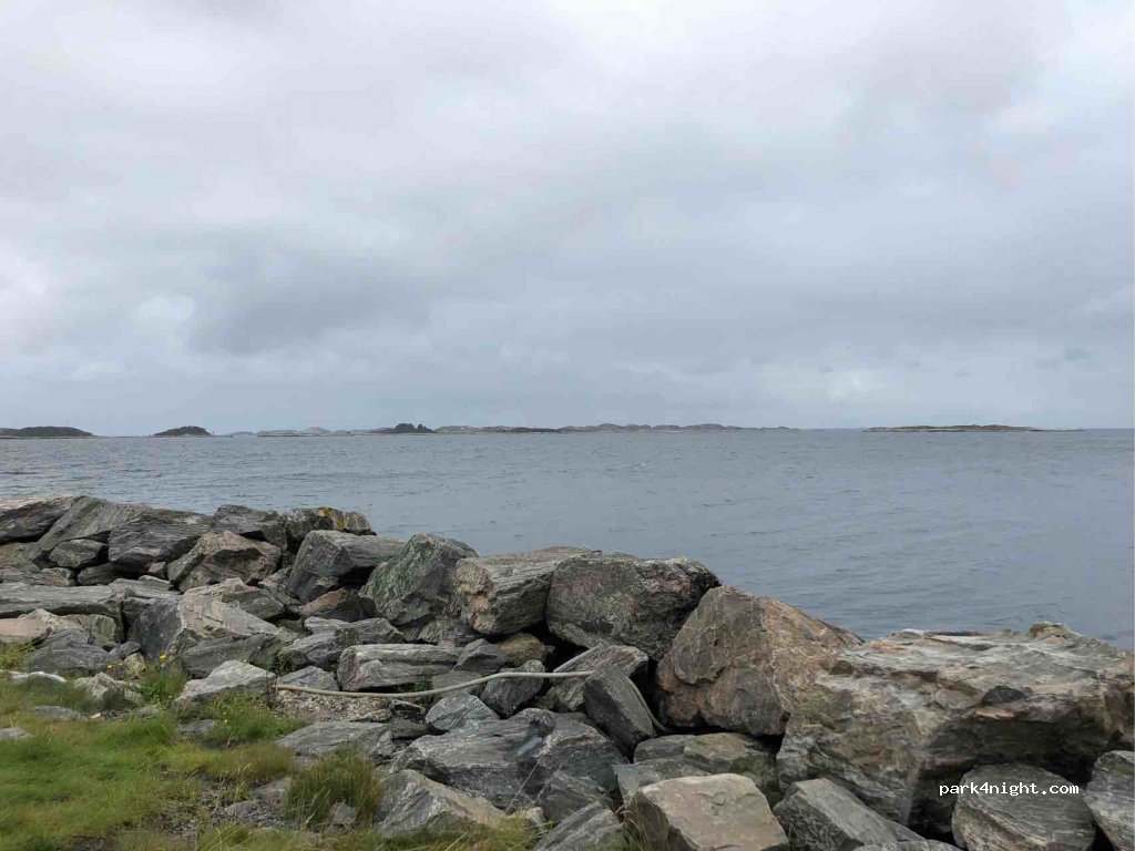 (5334) Hellesøy - 190 Hellesøyvegen — foto