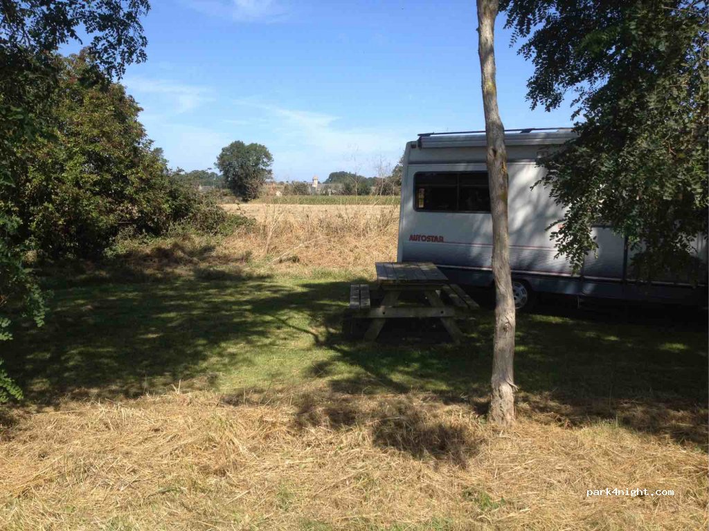 (14230) Saint-Germain-du-Pert - D124 — foto