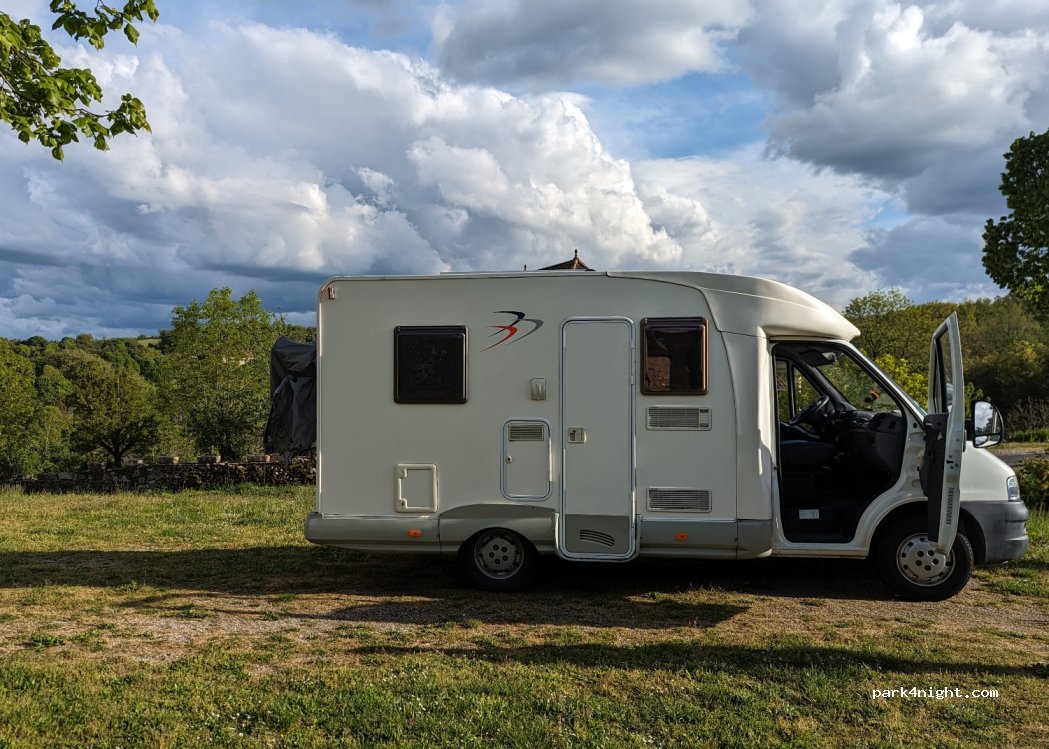 (46240) Caniac-du-Causse - D42 — foto 3