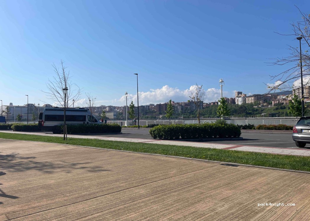 (48940) Leioa - 14 Autonomia Etorbidea — foto 4