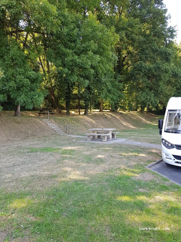 (51210) Montmirail - 37 D373 — foto