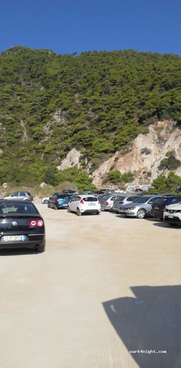 (310 80)  - Eparchiaki Odos Lefkas - Kato Exanthias — foto