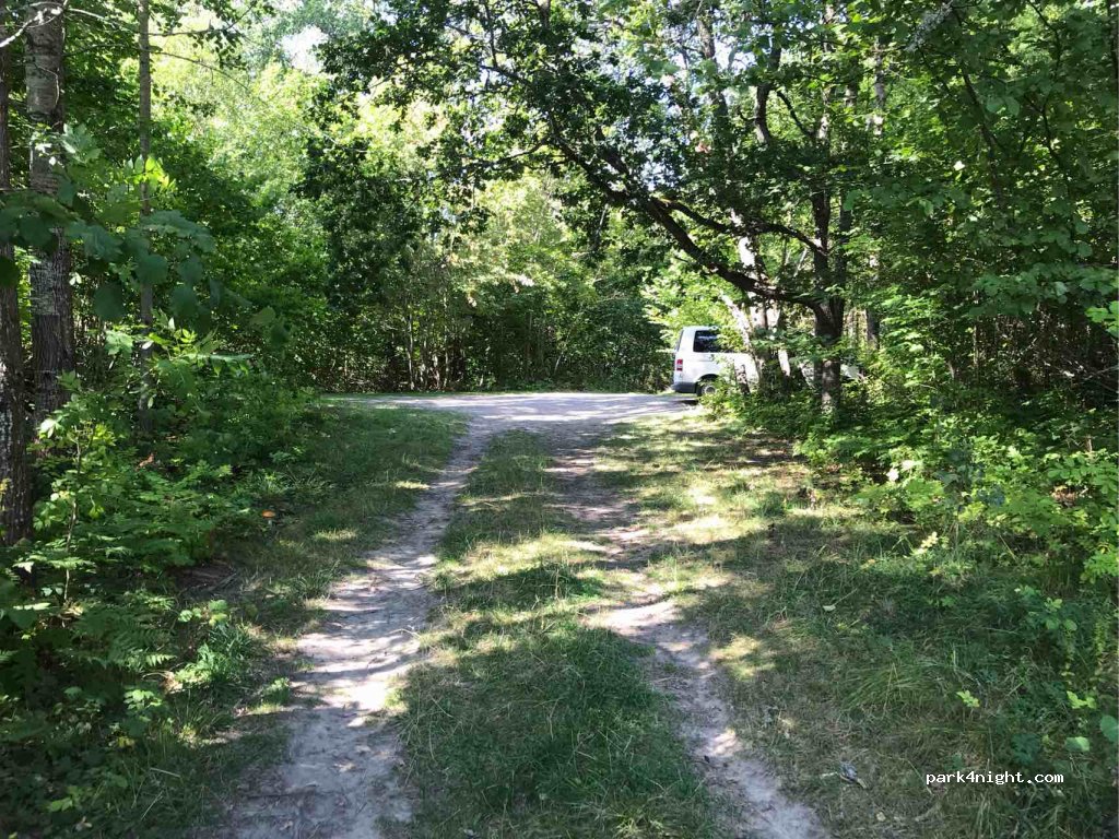 (646 94) Nyköping - Unnamed Road — foto