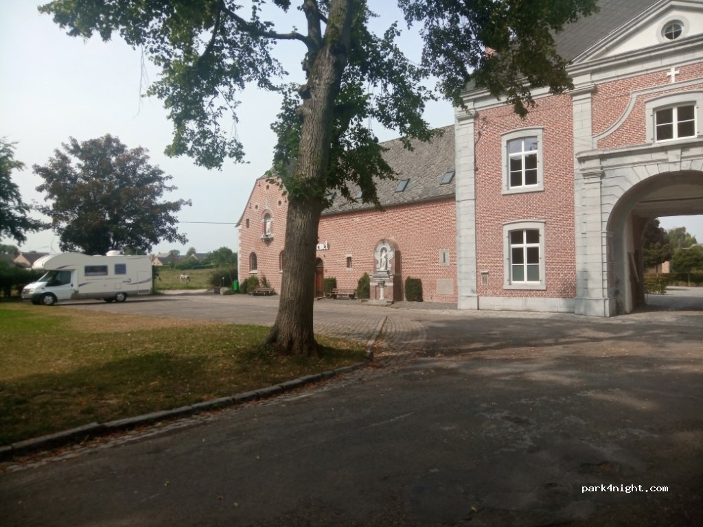 (4280) Hannut - 2 Rue Georges Touret — foto