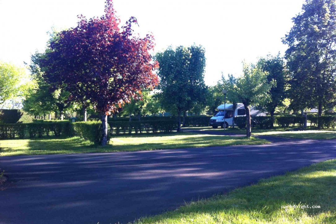 Camping Municipal L'ÉCHAPPÉE VERTE — foto 2