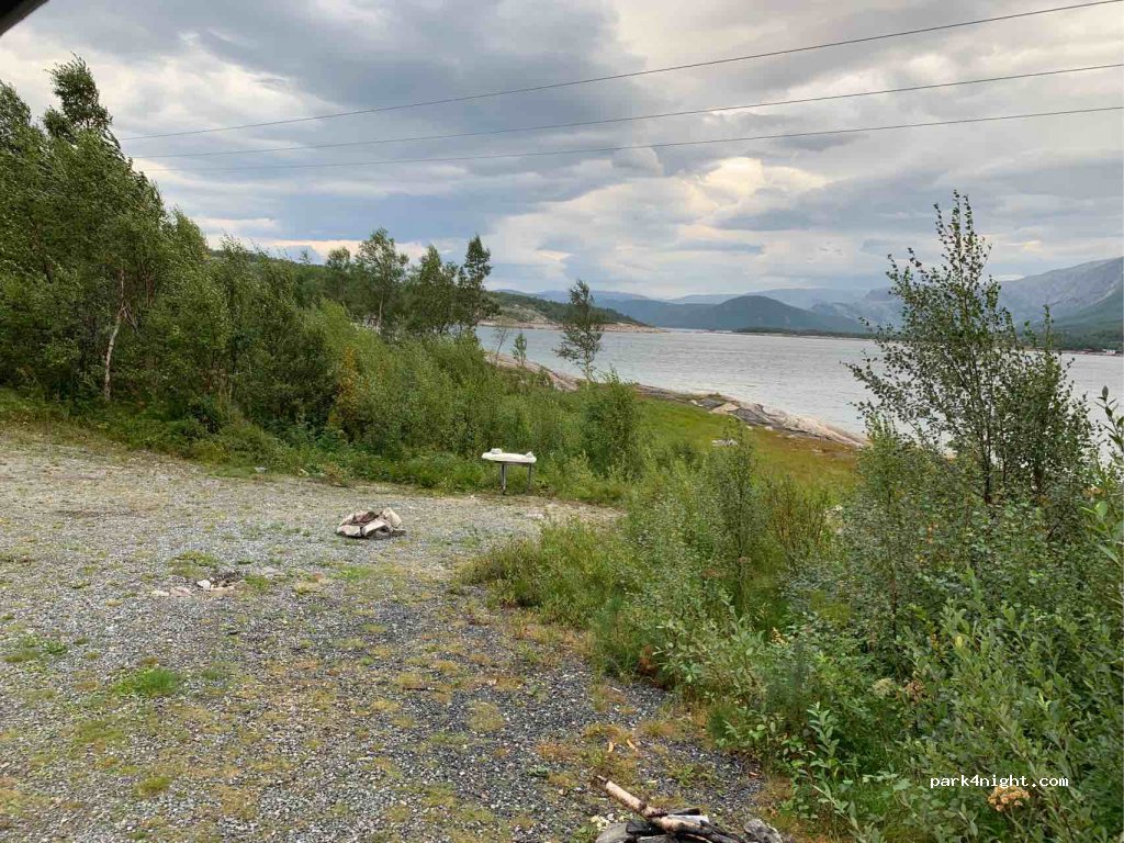 (8056) Saltstraumen - Unnamed Road — foto