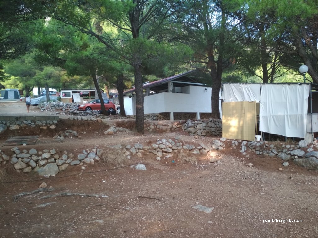 Kamp Boban — foto