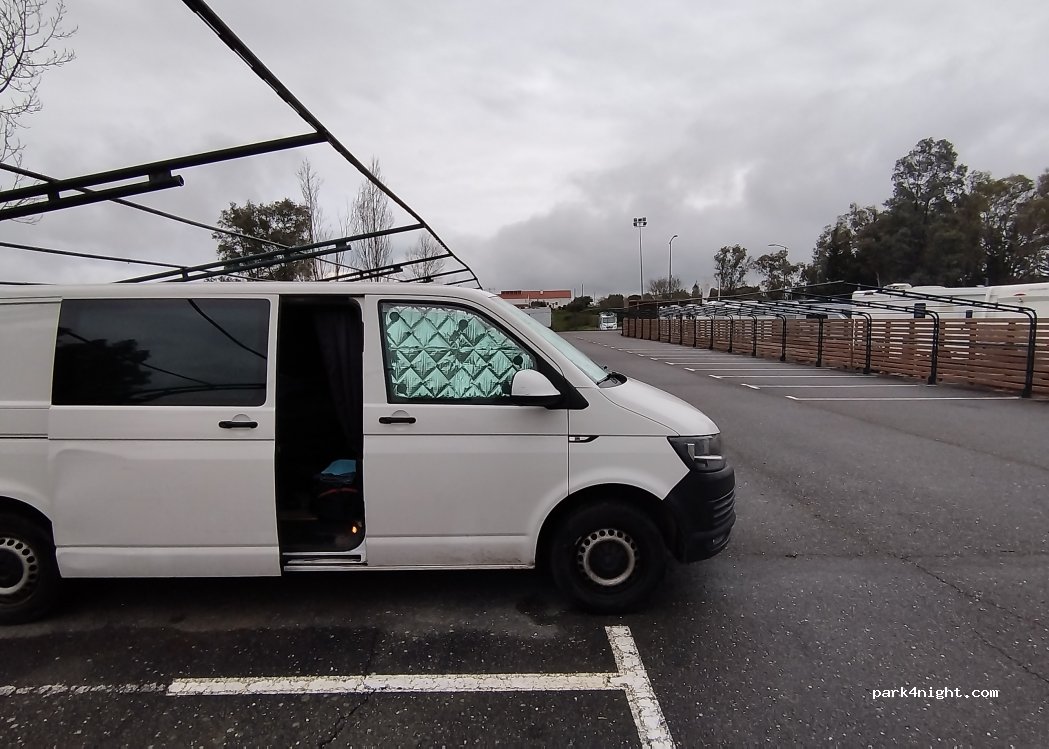 Área de Serviço de Autocaravanas — foto 5