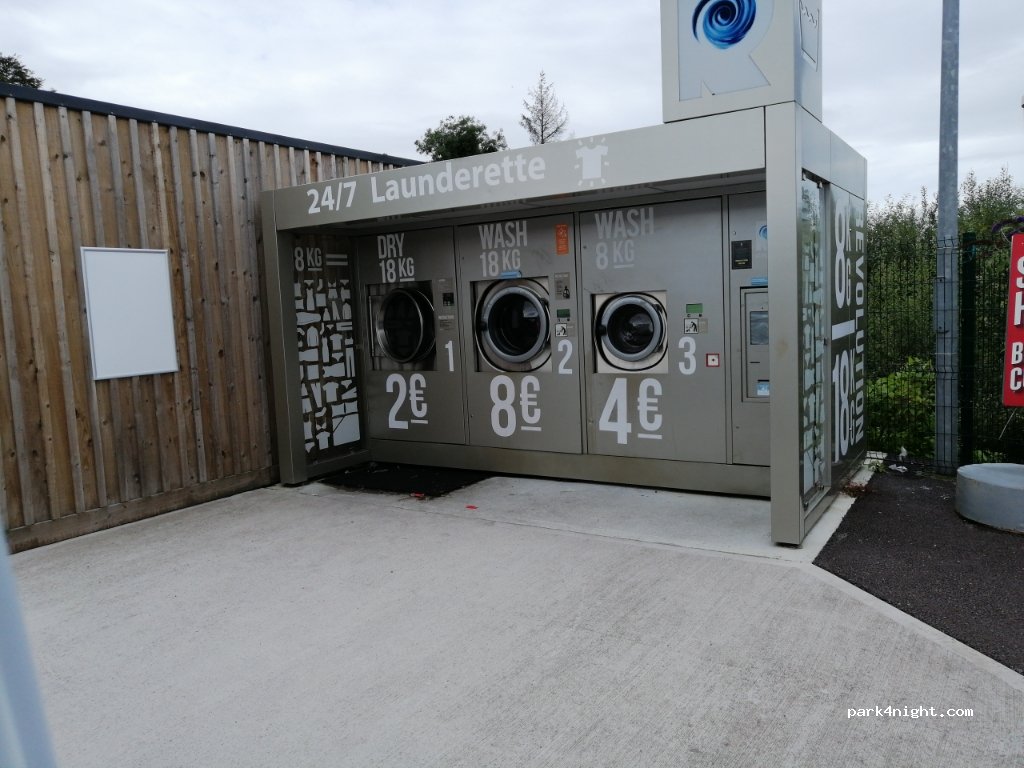 (P24 R522) Cobh - 35 Willow Bank — foto