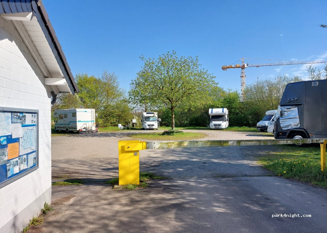 Wohnmobilstellplatz am Grenzland-Ring-Bad — foto 2