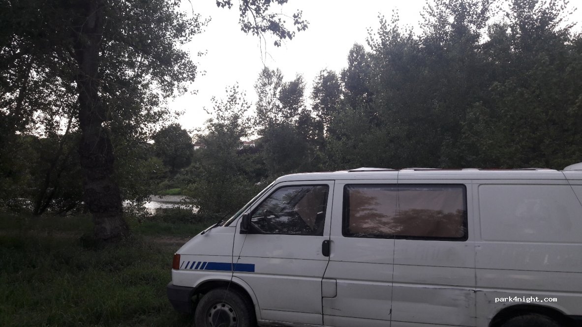 (63350) Joze - Route de Joze — foto