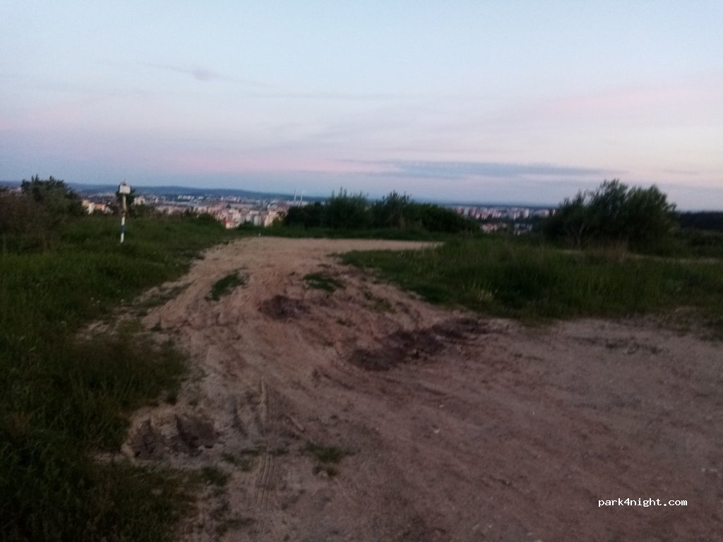 (323 00) - 151 Kotíkovská — foto 2