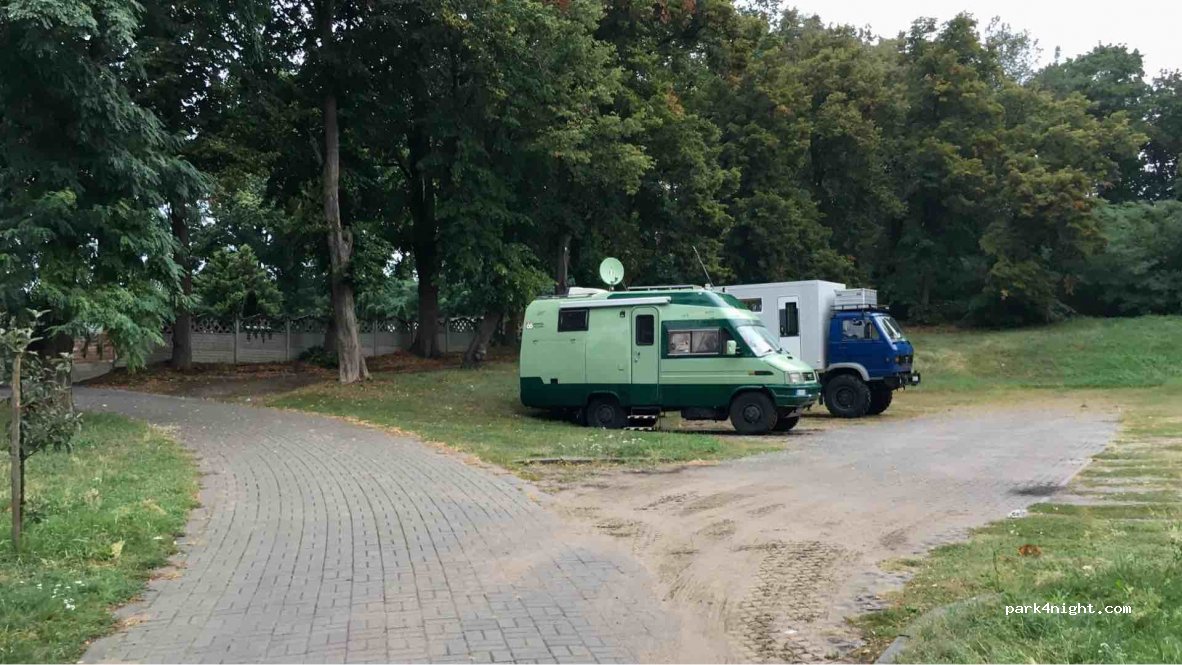 (67-106) Otyń - 37 Kościuszki — foto