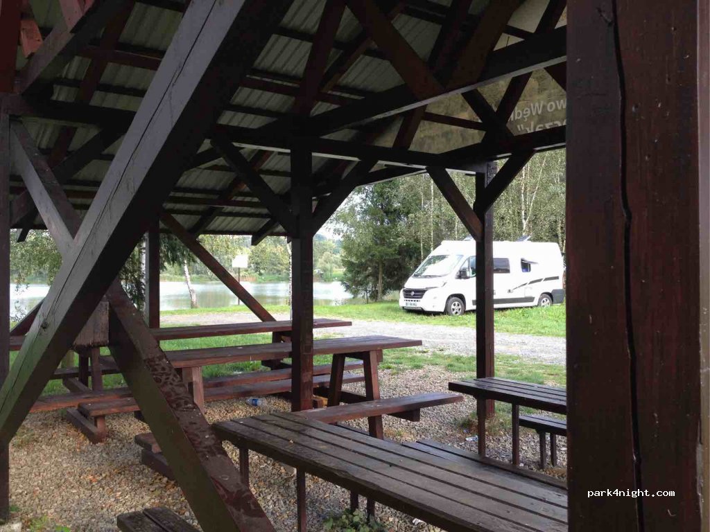 (32-640) Grodzisko - 2 Nadbrzeżna — foto