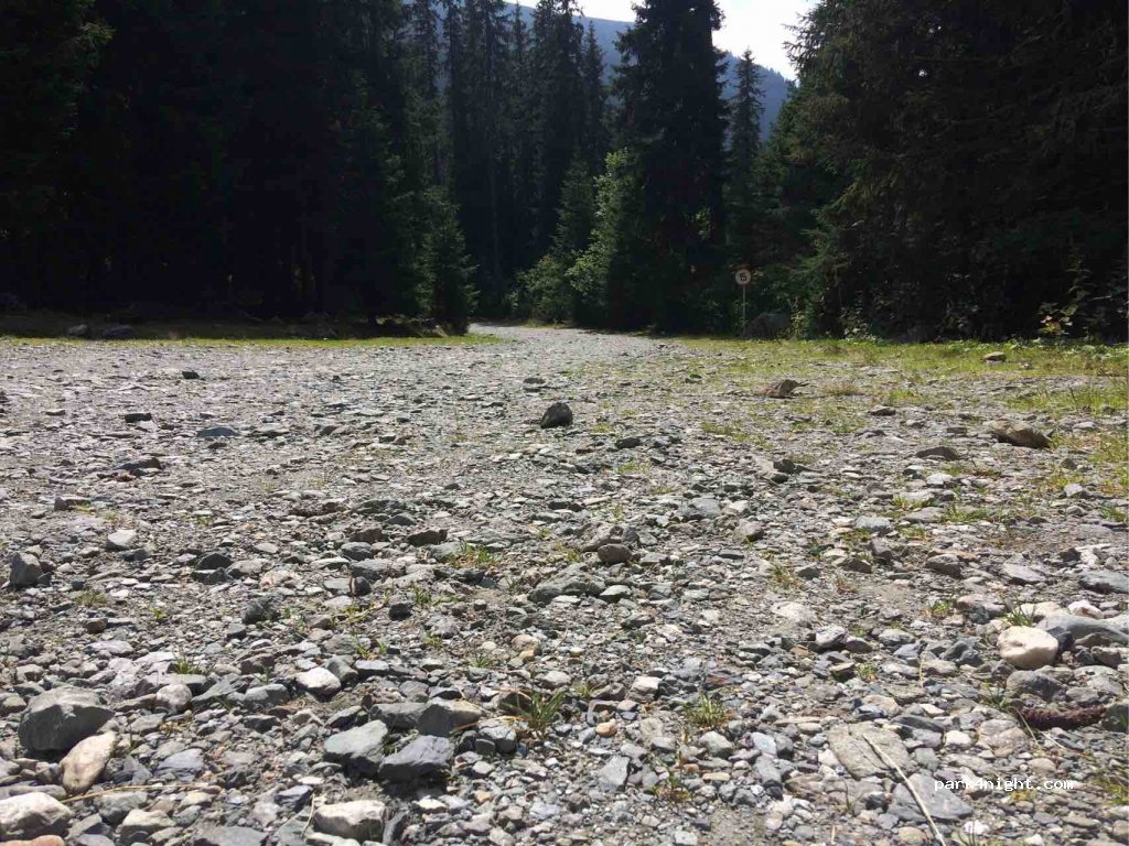 ()  - Unnamed Road — foto
