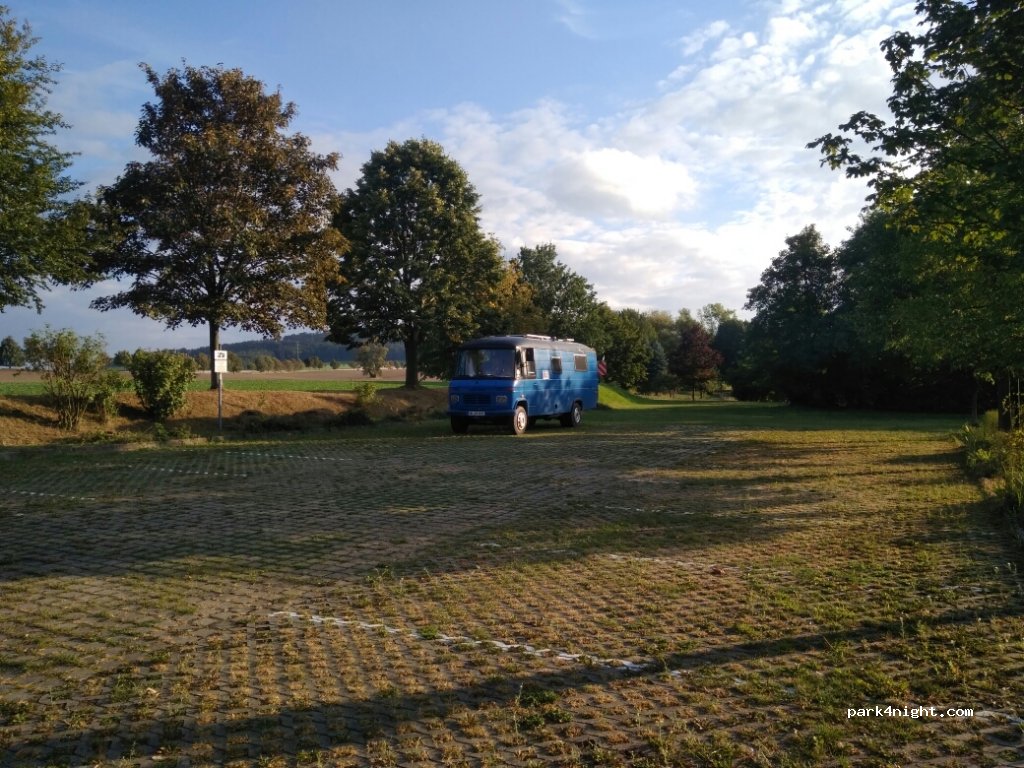 Wohnmobilstellplatz am Freizeitbad in Kottmar — foto