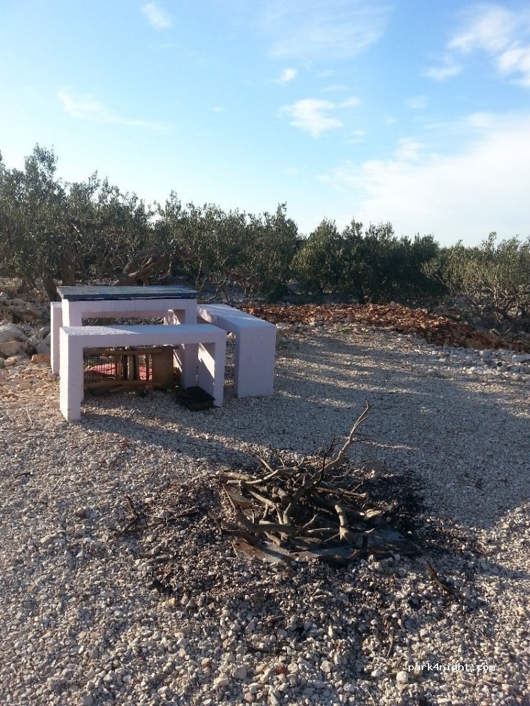 (22202) Primošten - Unnamed Road — foto 2
