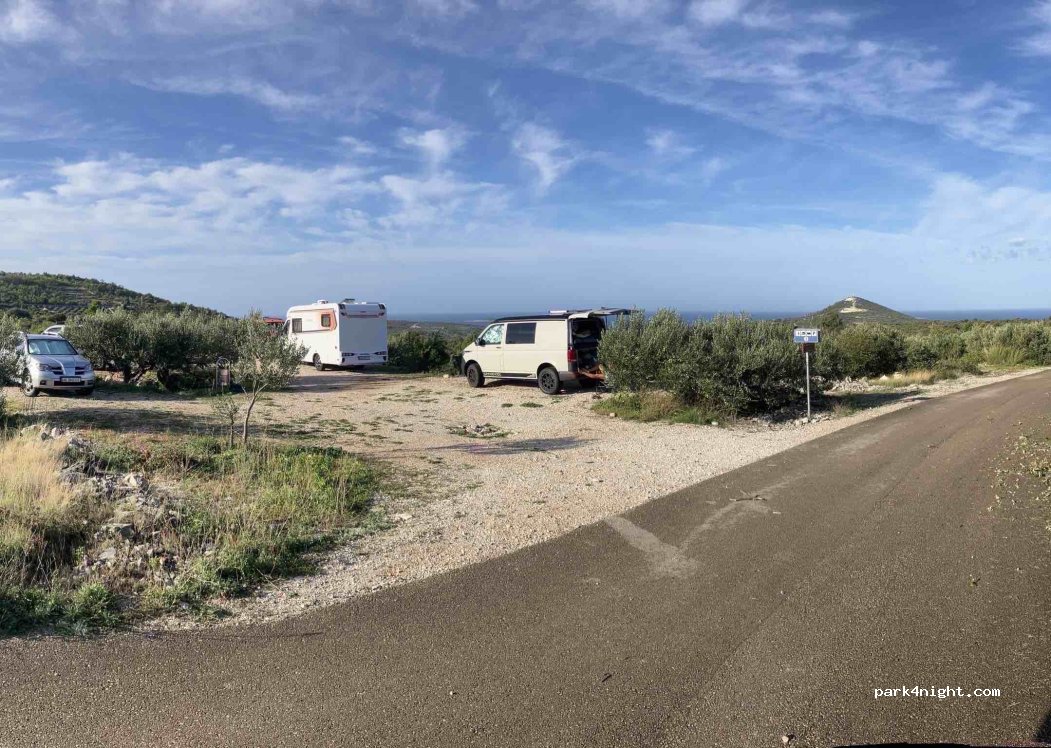 (22202) Primošten - Unnamed Road — foto 5