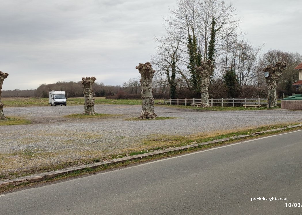 (40390) Saint-Barthelemy - 1028 Route de l'Adour — foto