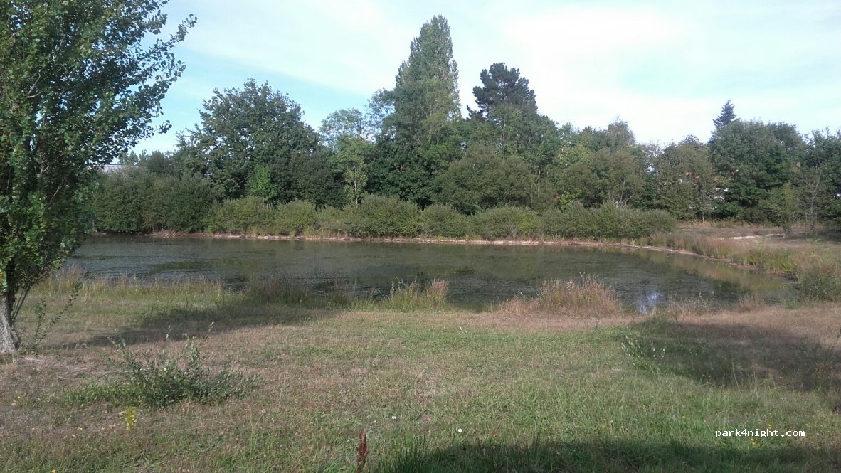 (79300) Bressuire - 4 Rue des Artisans — foto
