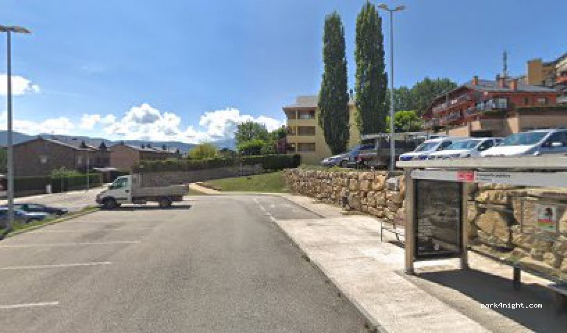 (17520) Puigcerdà - 13 Passeig de Josep Pla — foto