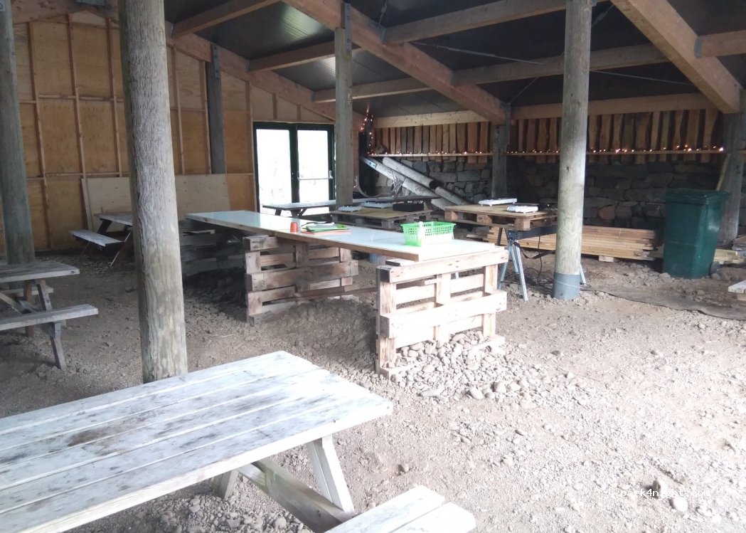 Fossardalur Campsite — foto