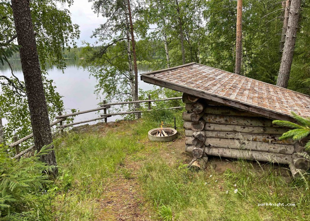 Riihijärvi Holiday Parking — foto