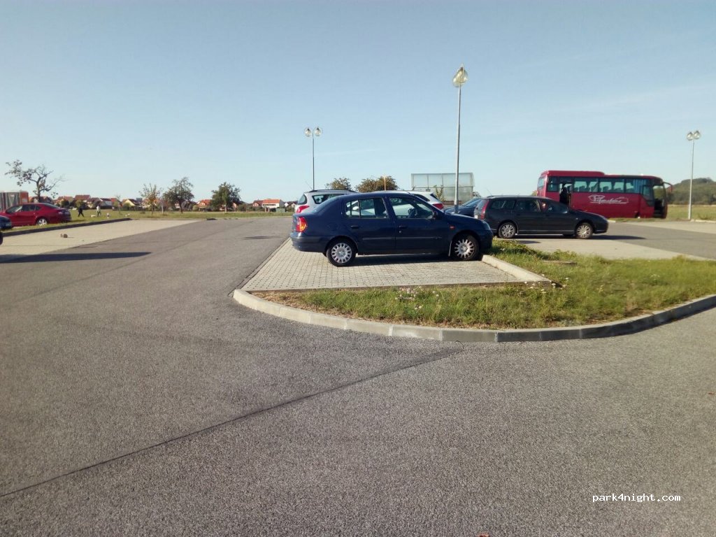 (295 01) Mnichovo Hradiště - V Lípách — foto