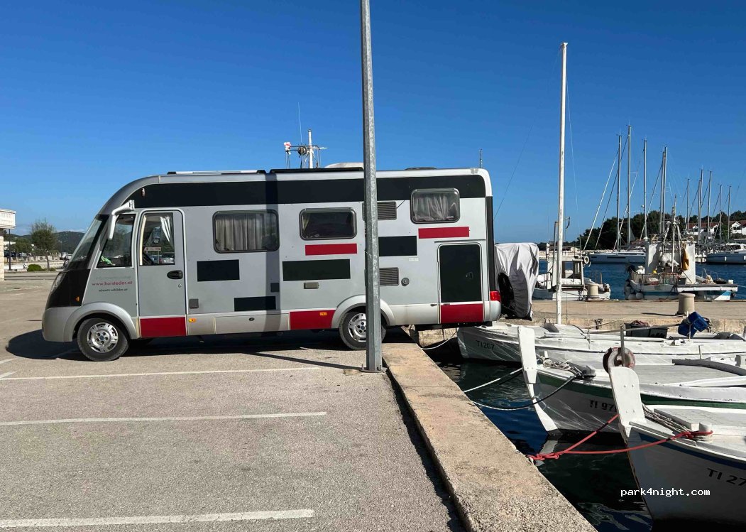 (22242) Jezera - 29 Put Zaratića — foto 4