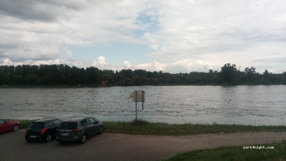 (67630) Lauterbourg - 10 Port du Rhin — foto