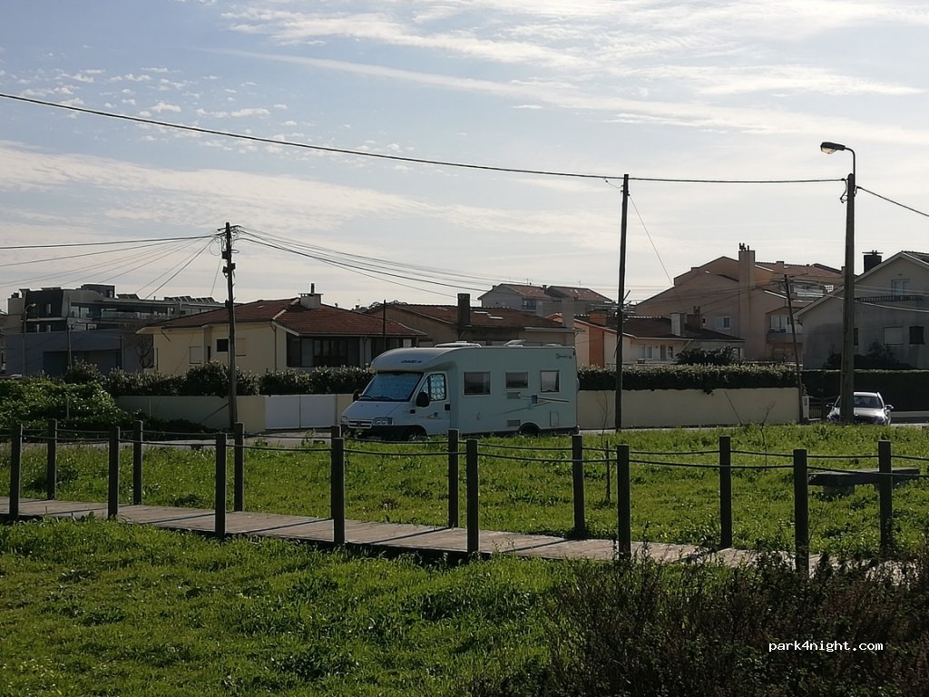 (4410-178) São Félix da Marinha - 2665 Avenida República — foto