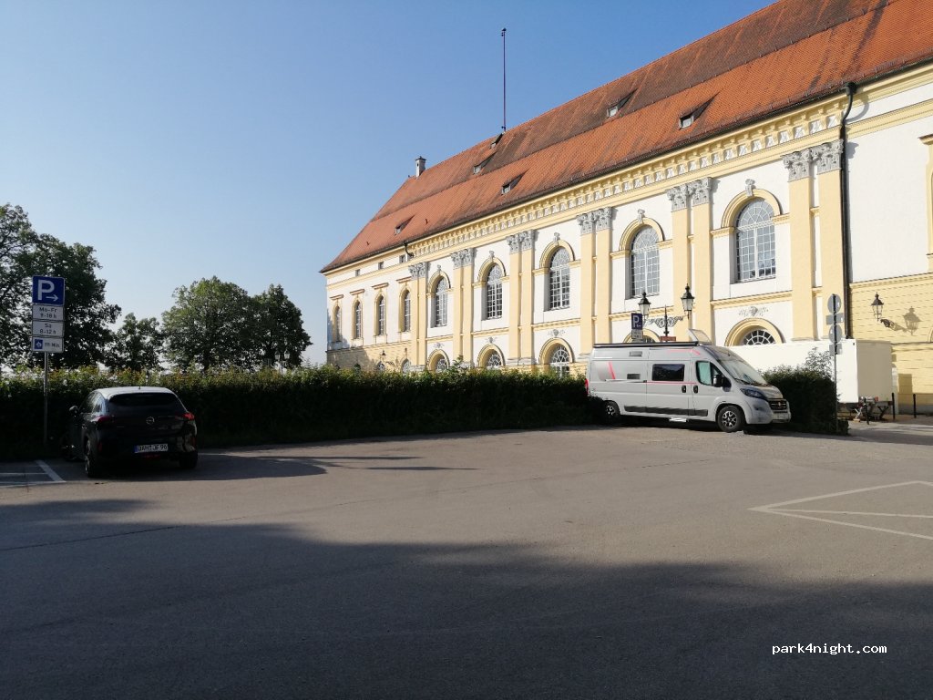 (85221) Dachau - 2 Kurfürst-Max-Emanuel-Platz — foto 2