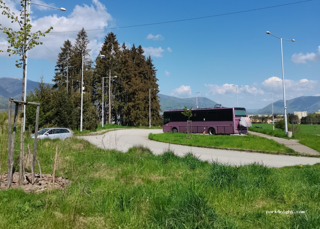 (036 01) Martin - Unnamed Road — foto