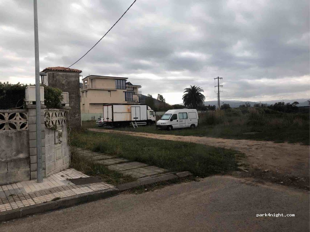 (39197) Santoña - 41 Avenida Berria Tercera — foto