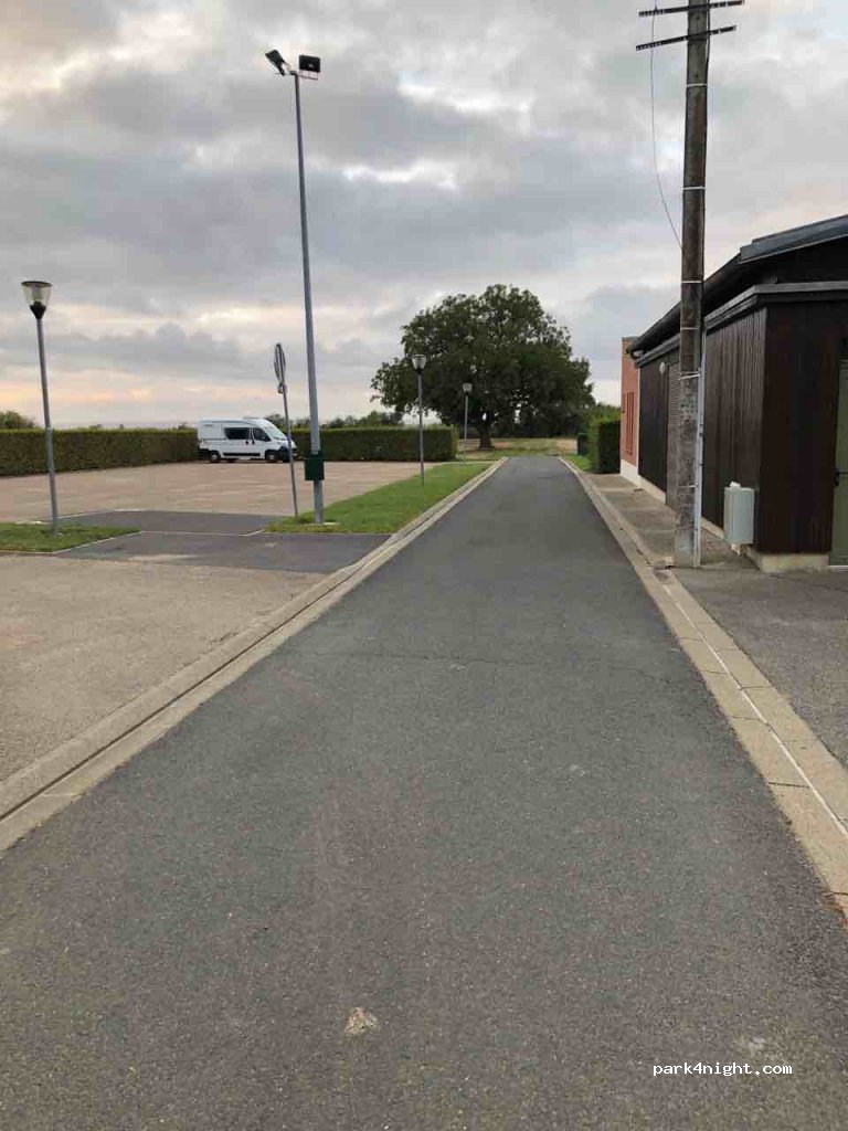 (77520) Sognolles-en-Montois - 5 Chemin du Lavoir — foto