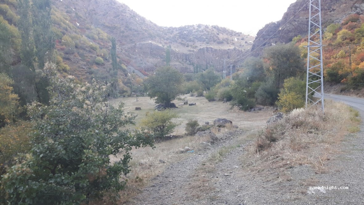 (25370) - Unnamed Road — foto